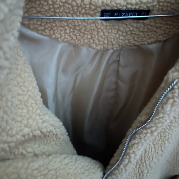 Zaful teddy coat - Picture 3 of 3